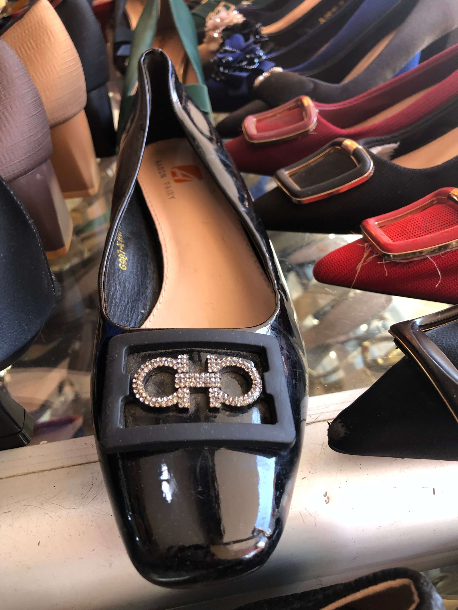 Black Patent Ballet Flats (Crystal Logo Elegant Women’s Flat Shoes)
